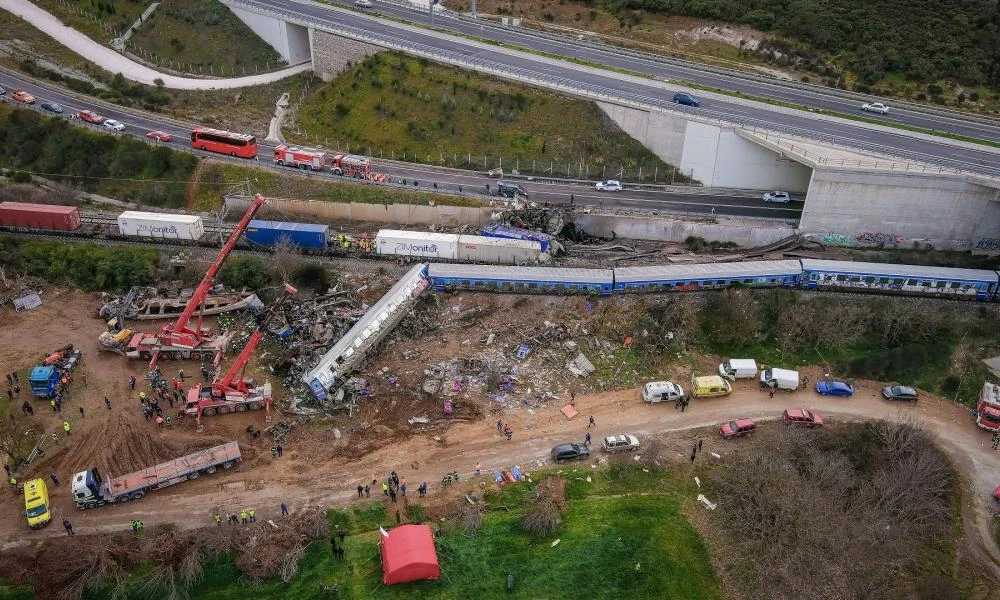 Φλωρίδης για Τέμπη: «Τις συνωμοσίες για το 13o βαγόνι τις έφερε ο Βελόπουλος»